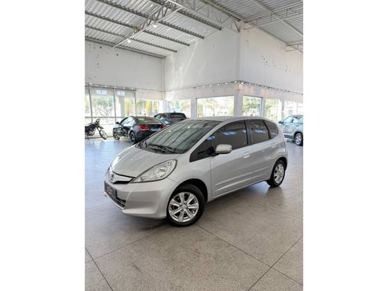 HONDA FIT 1.4 LX 16V FLEX 4P MANUAL HONDA FIT 1.4 LX 16V FLEX 4P MANUAL